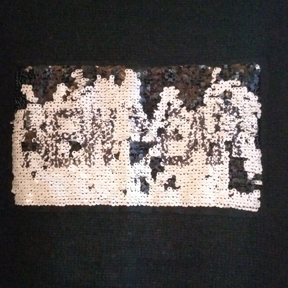 Sweater - Picture 2 of 4